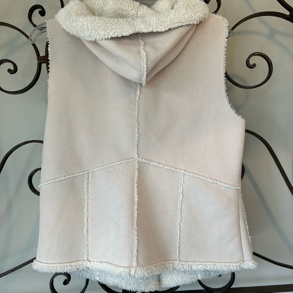 Soft Lined Vest - image 3